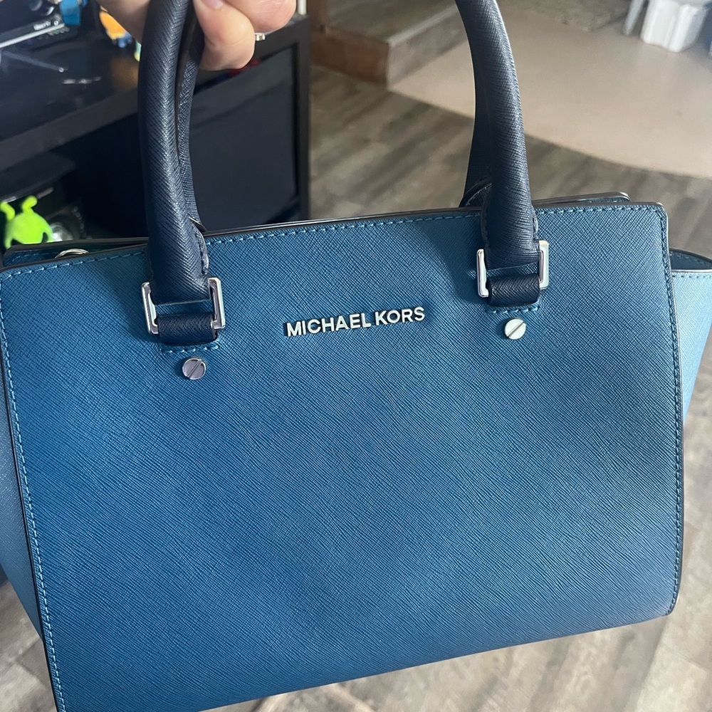 Michael Kors Blue Handbag